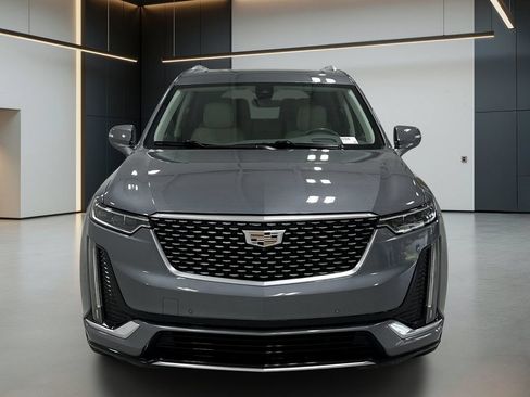 Used 2020 Cadillac XT6 Premium Luxury FWD image 9