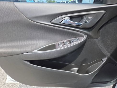 Used 2021 Chevrolet Malibu LS image 23
