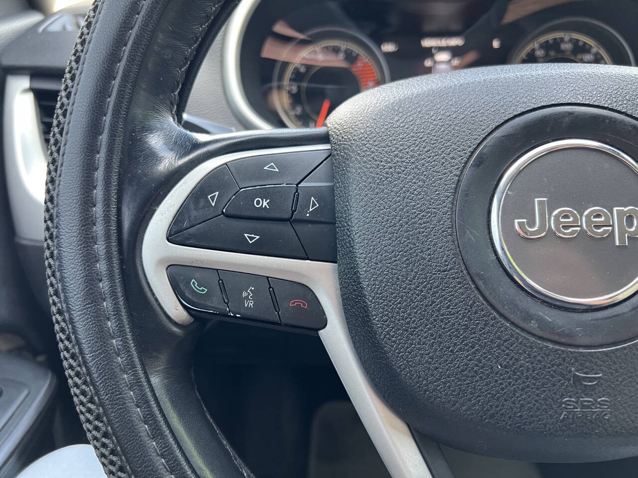 Used 2016 Jeep Cherokee Limited FWD image 21