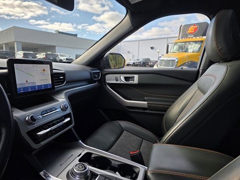 Used 2023 Ford Explorer Timberline w/ Timberline Technology Package image 16