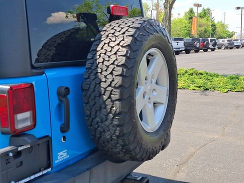 Used 2017 Jeep Wrangler Unlimited Sport w/ Quick Order Package 24S AWD/4WD image 26