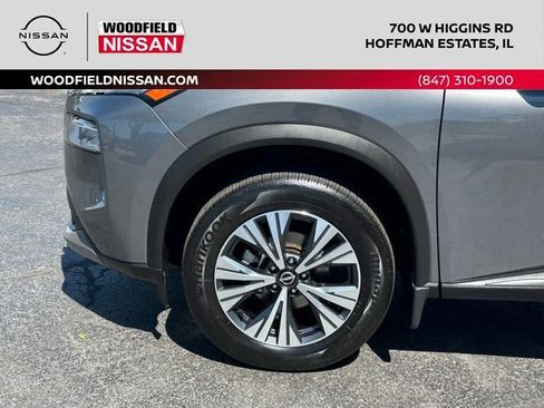 Used 2023 Nissan Rogue SV AWD/4WD image 7