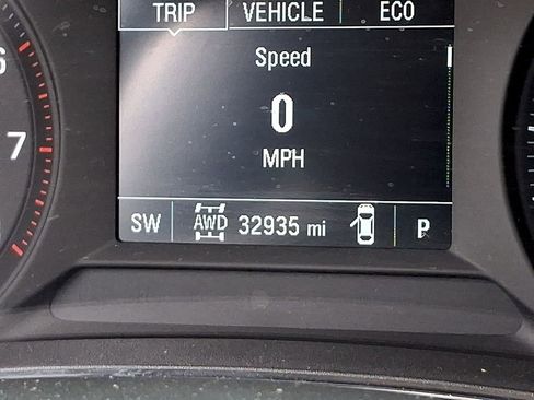 Used 2023 Chevrolet TrailBlazer LT w/ Convenience Package AWD/4WD image 17