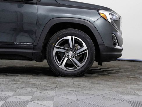 Used 2020 GMC Terrain SLT image 42