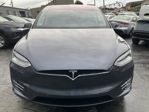 Used 2017 Tesla Model X 75D image 94