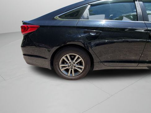 Used 2015 Hyundai Sonata SE w/ Option Group 09 FWD image 28