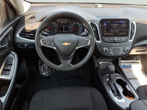 Used 2024 Chevrolet Malibu LT FWD image 19