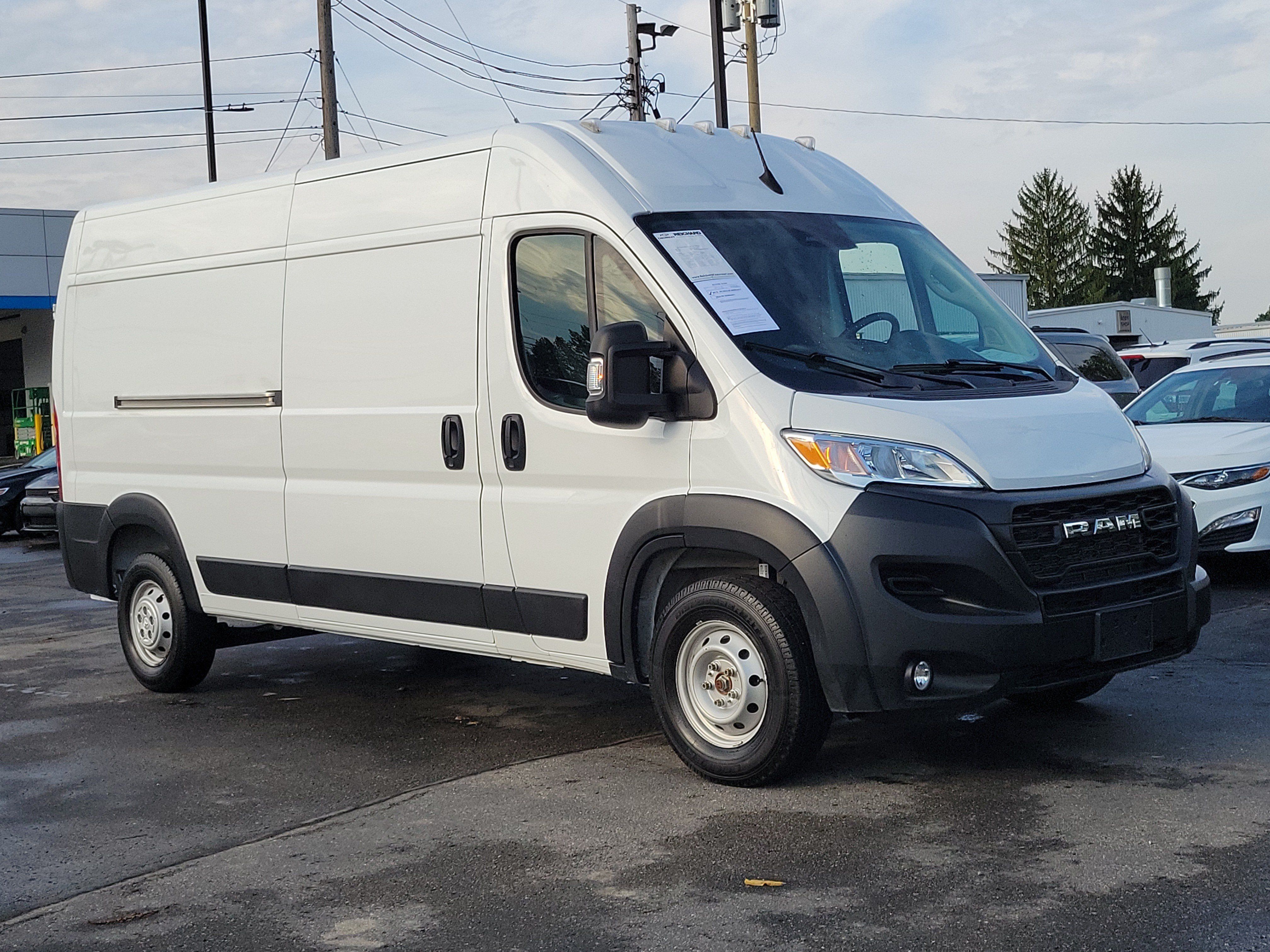 Used 2024 RAM ProMaster 2500 w/ Convenience Group FWD image 33