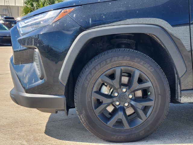 Used 2025 Toyota RAV4 LE FWD image 8