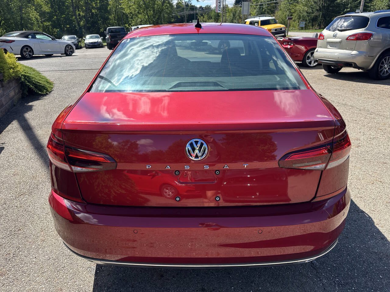 Used 2020 Volkswagen Passat 2.0T SEL FWD image 5