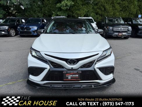 Used 2021 Toyota Camry XSE w/ Navigation Package FWD image 10