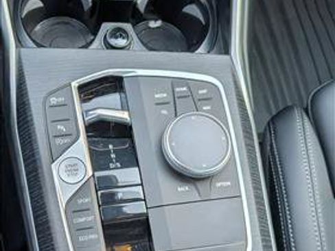 Used 2025 BMW 330i Sedan image 14