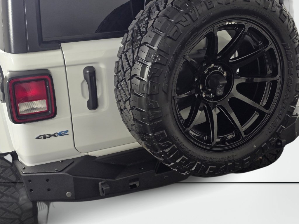 Used 2024 Jeep Wrangler Unlimited AWD/4WD image 31