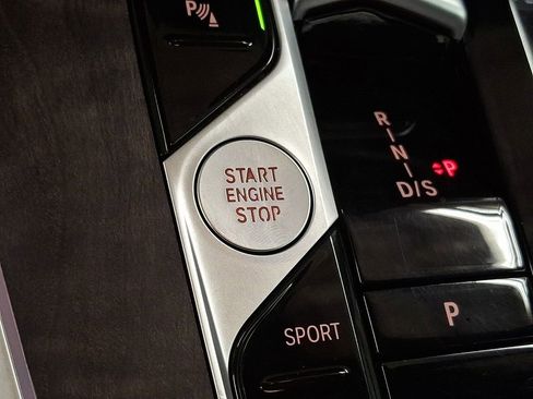 Used 2024 BMW X5 xDrive40i w/ Premium Package image 20