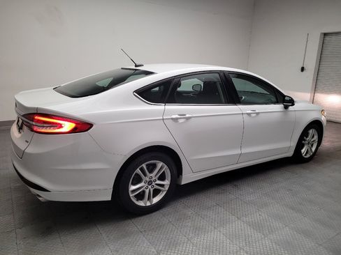 Used 2018 Ford Fusion SE FWD image 10