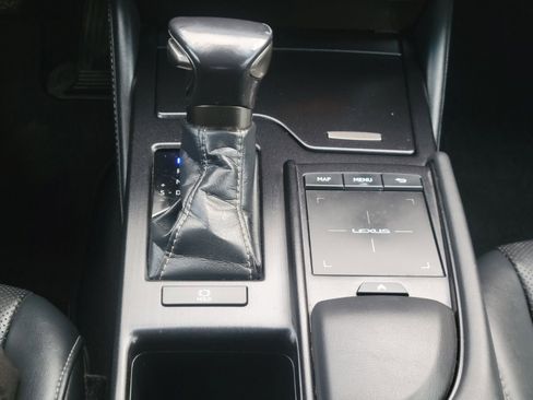 Used 2019 Lexus ES 350 Luxury image 24