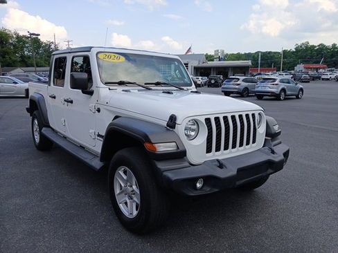 Certified 2020 Jeep Gladiator Sport w/ Quick Order Package 24S image 7
