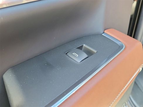 New 2025 GMC Sierra 3500 Denali Ultimate image 11