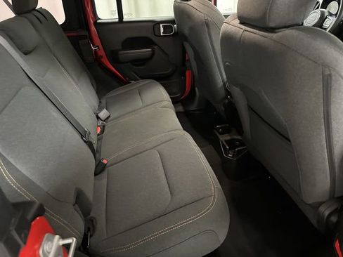 Used 2024 Jeep Wrangler Sport S image 17