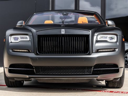 Used 2016 Rolls-Royce Dawn RWD image 7