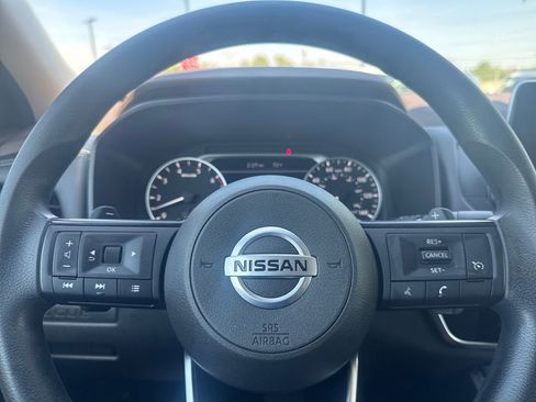 Used 2021 Nissan Rogue S image 43