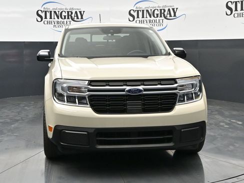Used 2024 Ford Maverick Lariat FWD image 2