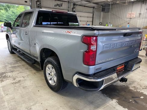 Used 2024 Chevrolet Silverado 1500 LT AWD/4WD image 11