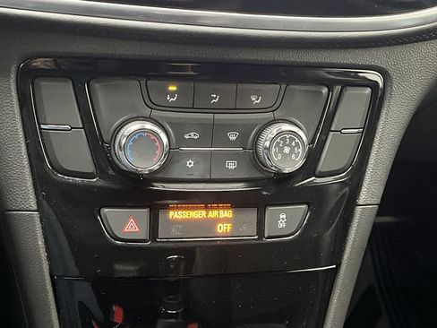 Certified 2022 Buick Encore Preferred w/ Safety Package image 20