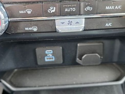 Used 2024 Ford F150 XLT image 22