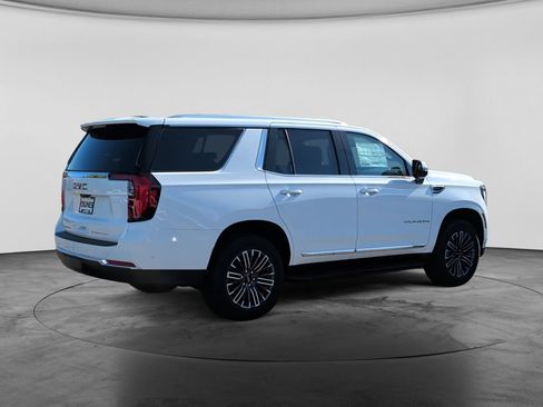 New 2026 GMC Yukon Elevation w/ Elevation Premium Package AWD/4WD image 9
