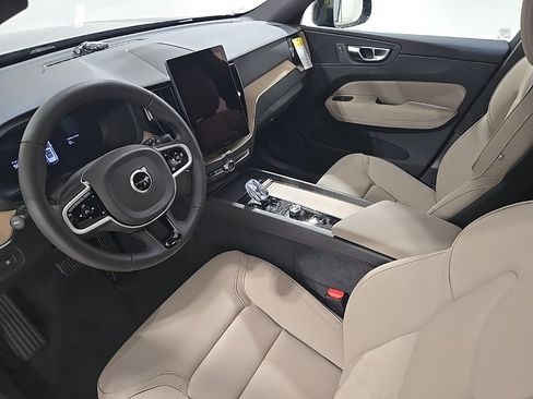 New 2026 Volvo XC60 T8 Plus w/ Protection Package Premier image 20
