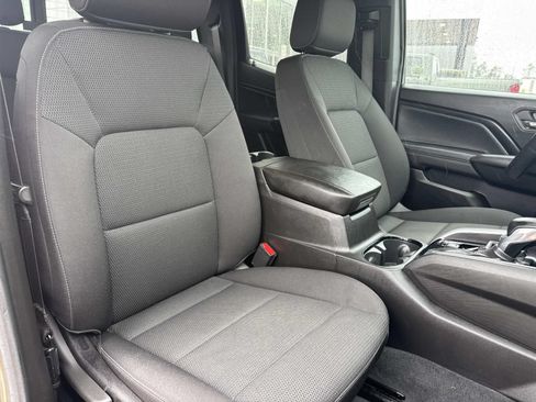 Used 2024 Chevrolet Colorado LT w/ LT Convenience Package RWD image 11