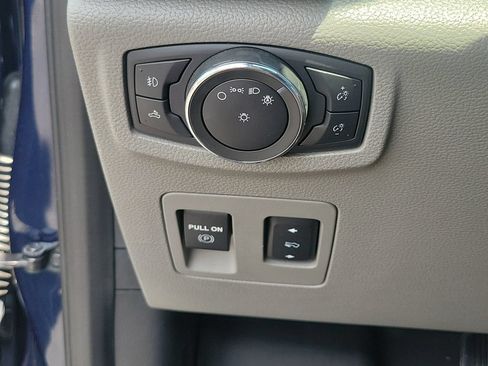 Used 2020 Ford F150 XLT w/ Equipment Group 302A Luxury RWD image 32