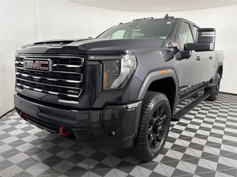 New 2026 GMC Sierra 2500 AT4 w/ AT4 Premium Plus Package AWD/4WD image 3