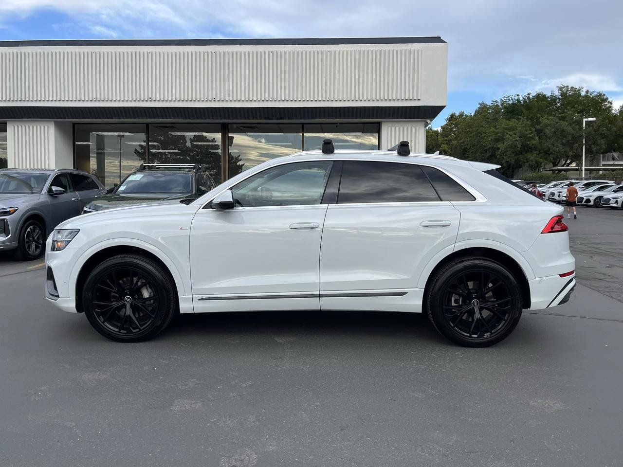 Used 2022 Audi Q8 Premium Plus AWD/4WD image 19