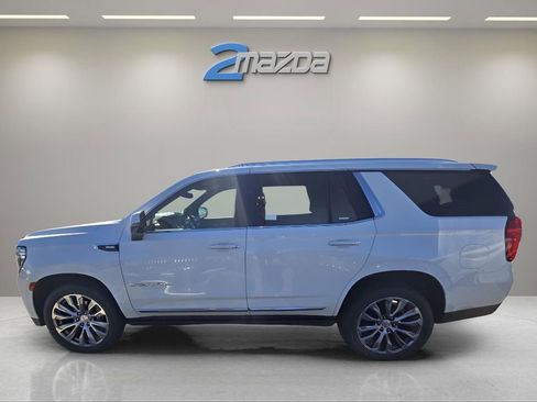 Used 2023 GMC Yukon Denali image 2