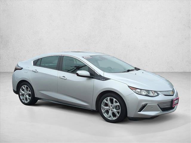 Used 2017 Chevrolet Volt Premier w/ Driver Confidence II Package FWD image 3
