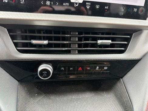 Used 2025 Ford Explorer ST-Line AWD/4WD image 20