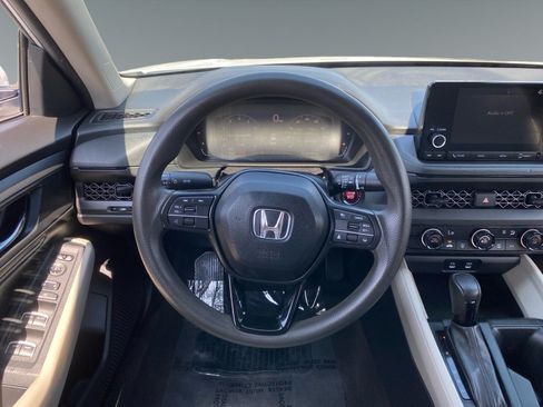 Used 2023 Honda Accord LX image 12