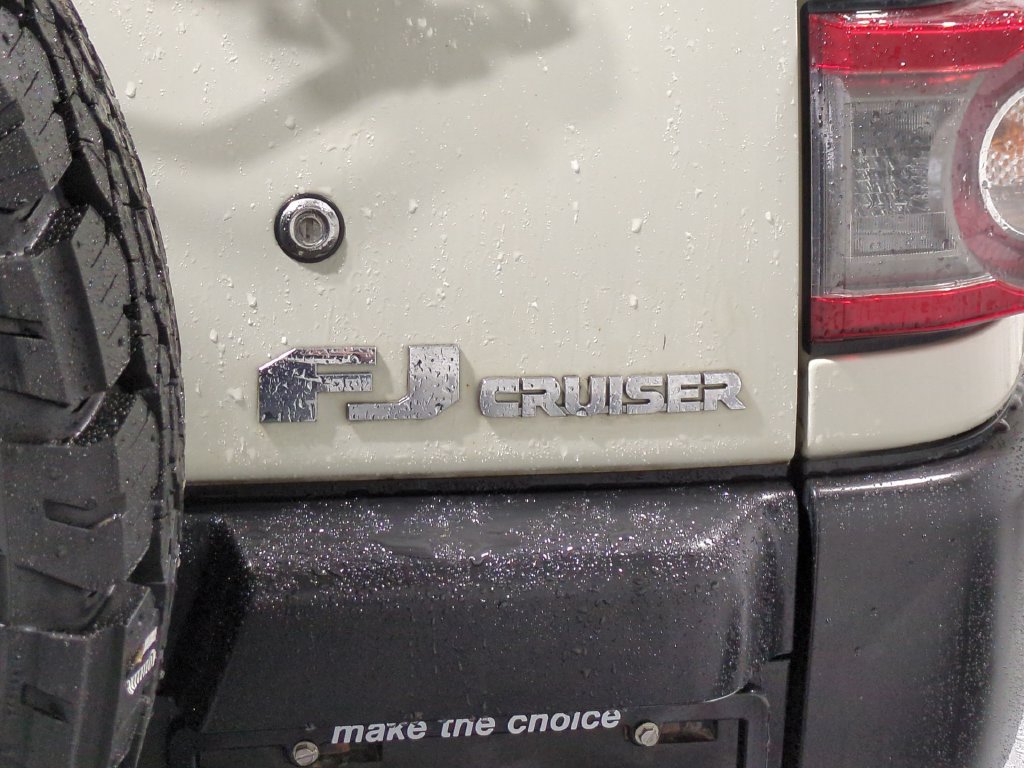 Used 2013 Toyota FJ Cruiser 4WD image 13