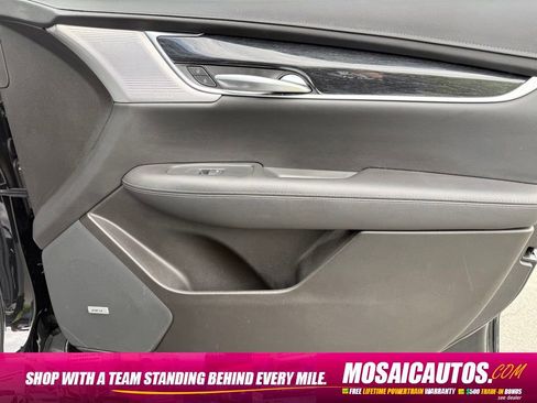 Used 2021 Cadillac XT5 Premium Luxury w/ LPO, Floor Liner Package AWD/4WD image 9