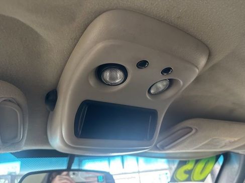 Used 2005 Chevrolet Silverado 3500 LT w/ Heavy-Duty Power Package image 45