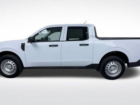 Used 2025 Ford Maverick XL w/ Equipment Group 101A AWD/4WD image 5