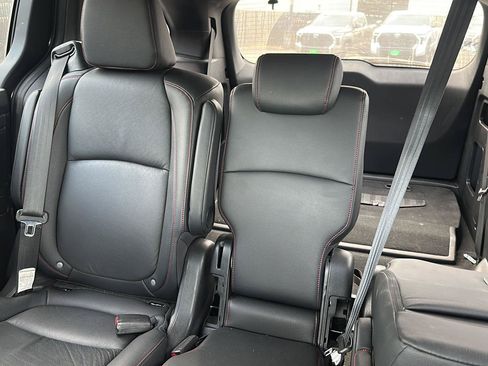 Used 2025 Honda Odyssey Sport-L image 17