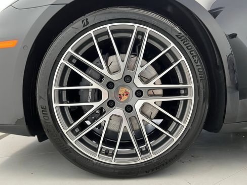Used 2026 Porsche Panamera RWD image 27