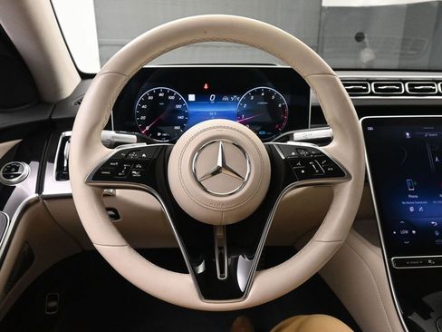 Used 2022 Mercedes-Benz S 580 4MATIC Sedan image 32