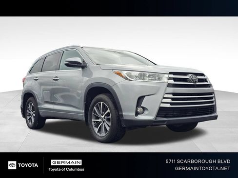 Used 2018 Toyota Highlander XLE AWD/4WD image 1