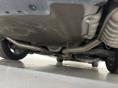 Used 2012 Hyundai Genesis 4.6 image 48