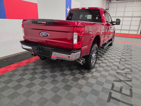 Used 2017 Ford F250 Lariat w/ Lariat Value Package AWD/4WD image 19