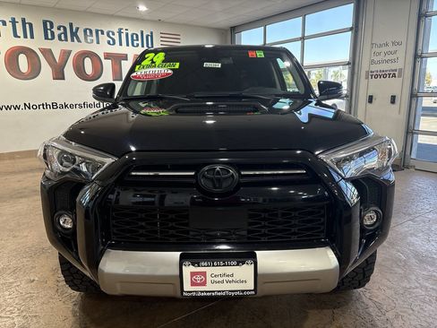 Certified 2024 Toyota 4Runner TRD Off-Road Premium w/ Moonroof Package AWD/4WD image 5